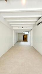 Rowell Road (D8), Retail #451197301